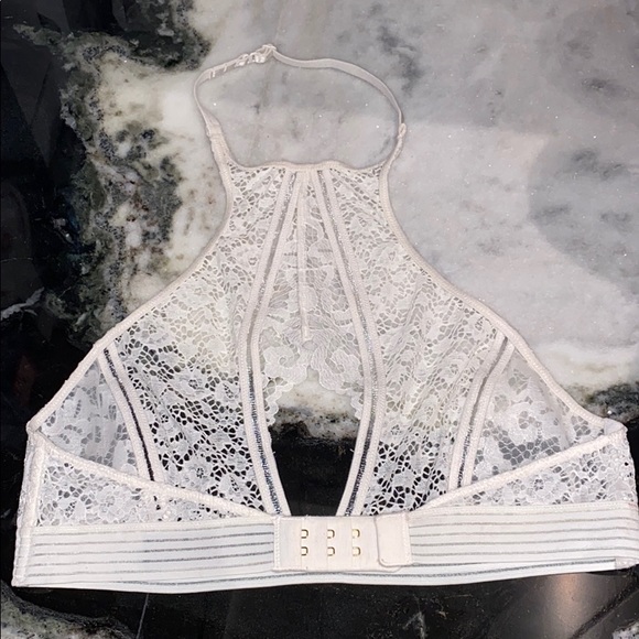Victoria Secret High neck keyhole Bralette - Picture 2 of 5
